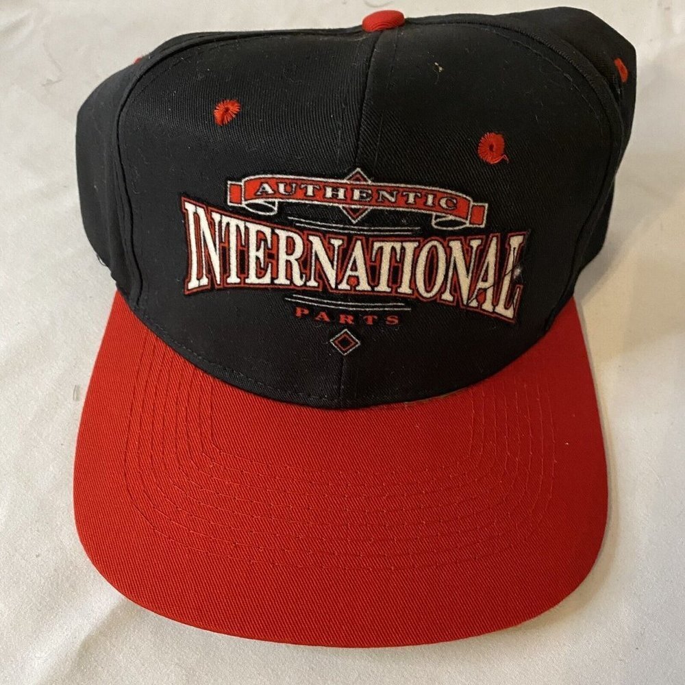 Vintage KC Caps‎ Authentic International Motorcycle Parts Black Red Snapback Hat